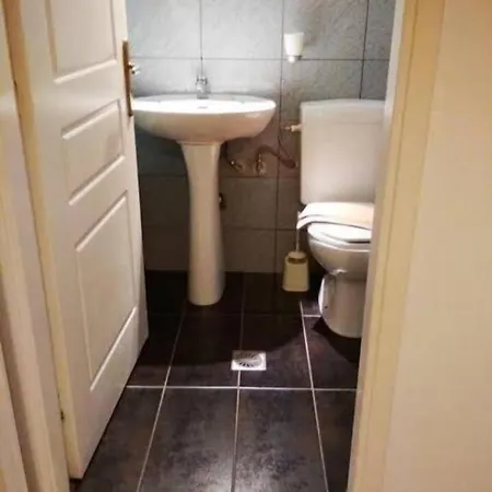 D. Beloni Aparthotel 3*